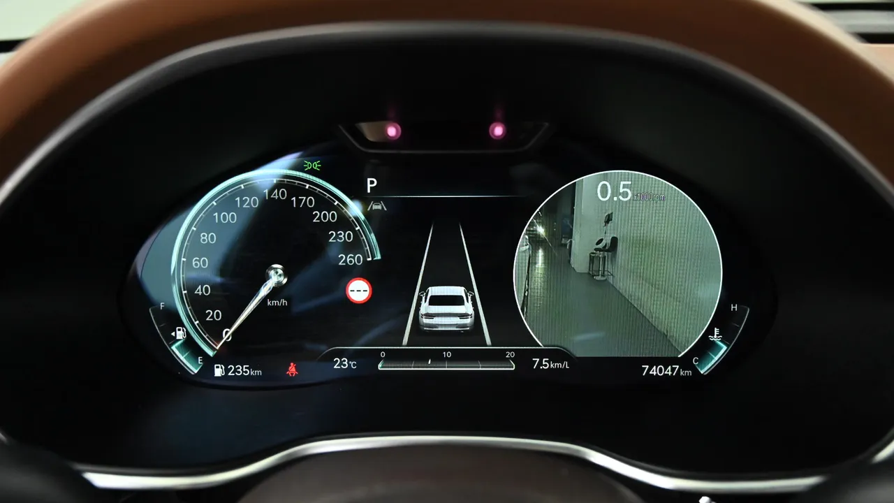 Genesis G80 — miniaturë 8