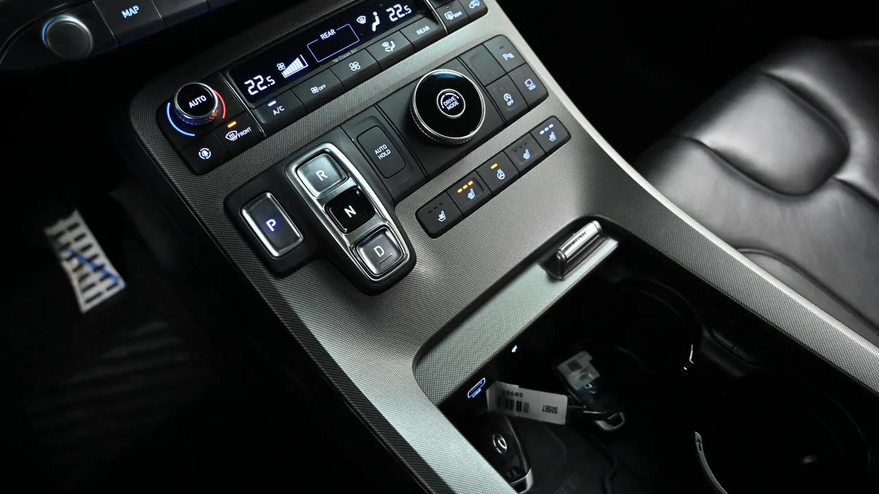 Hyundai Palisade Diesel 2.2 2WD Calligraphy