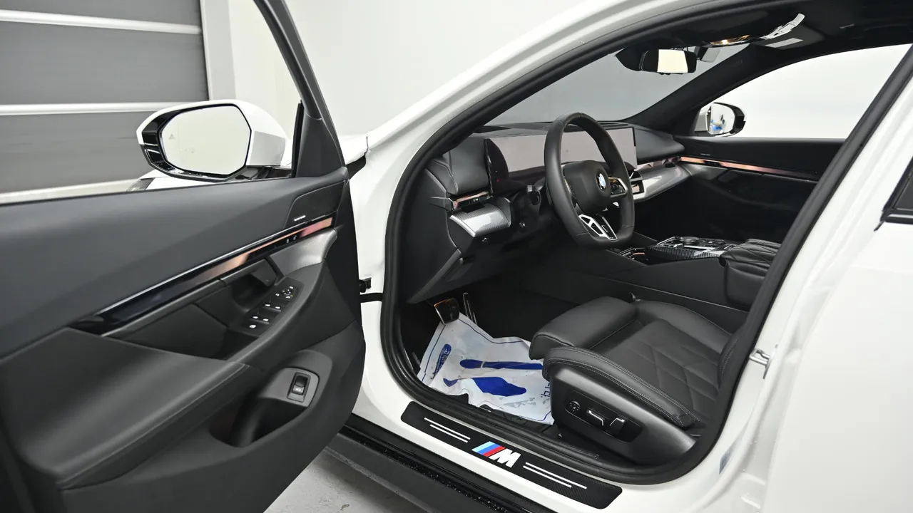 BMW 5er — miniaturë 11