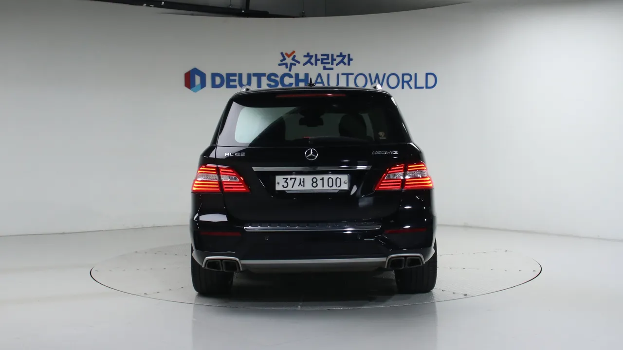 Mercedes M-Class W166 ML63 AMG