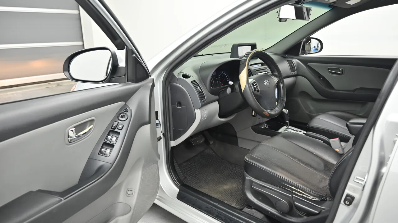 Hyundai Avante — miniaturë 11