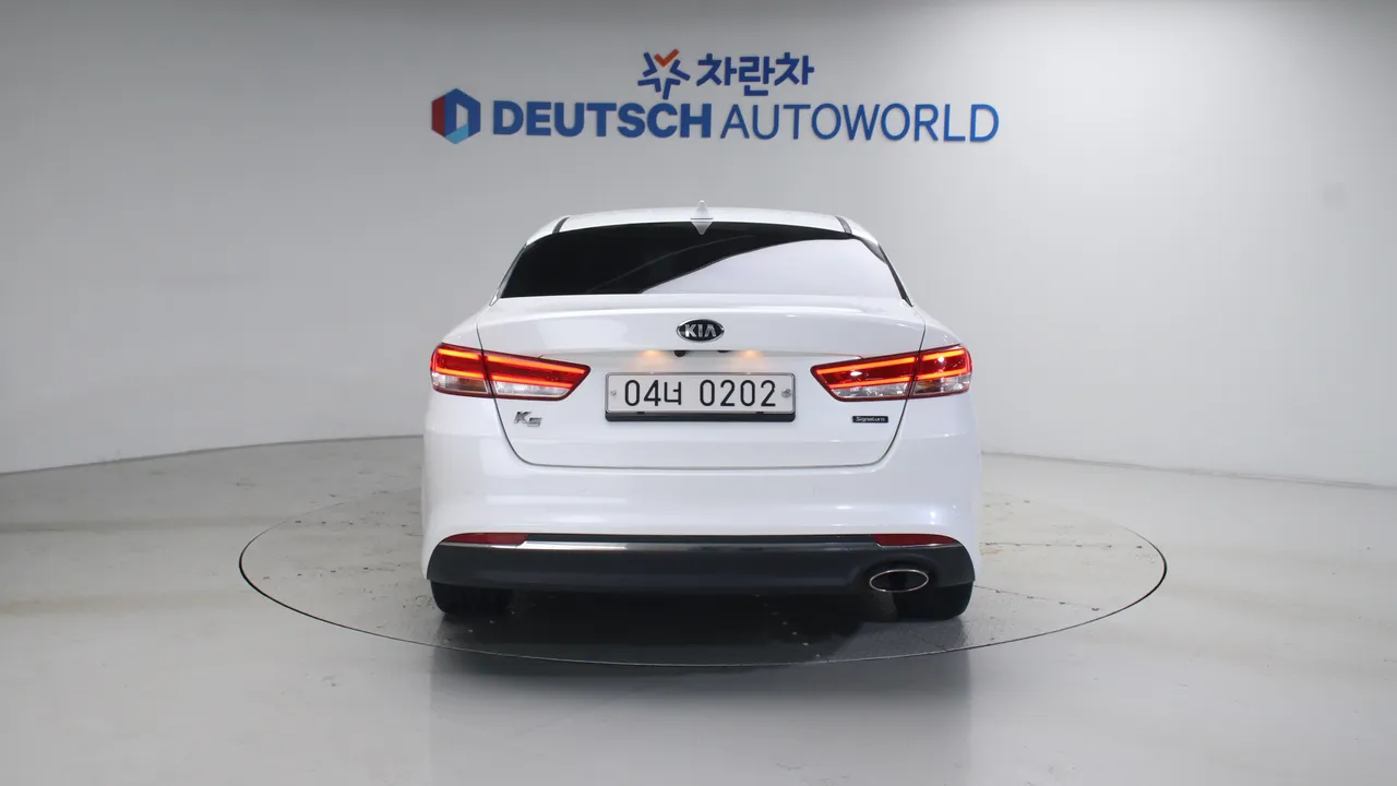 Kia K5 — miniaturë 4