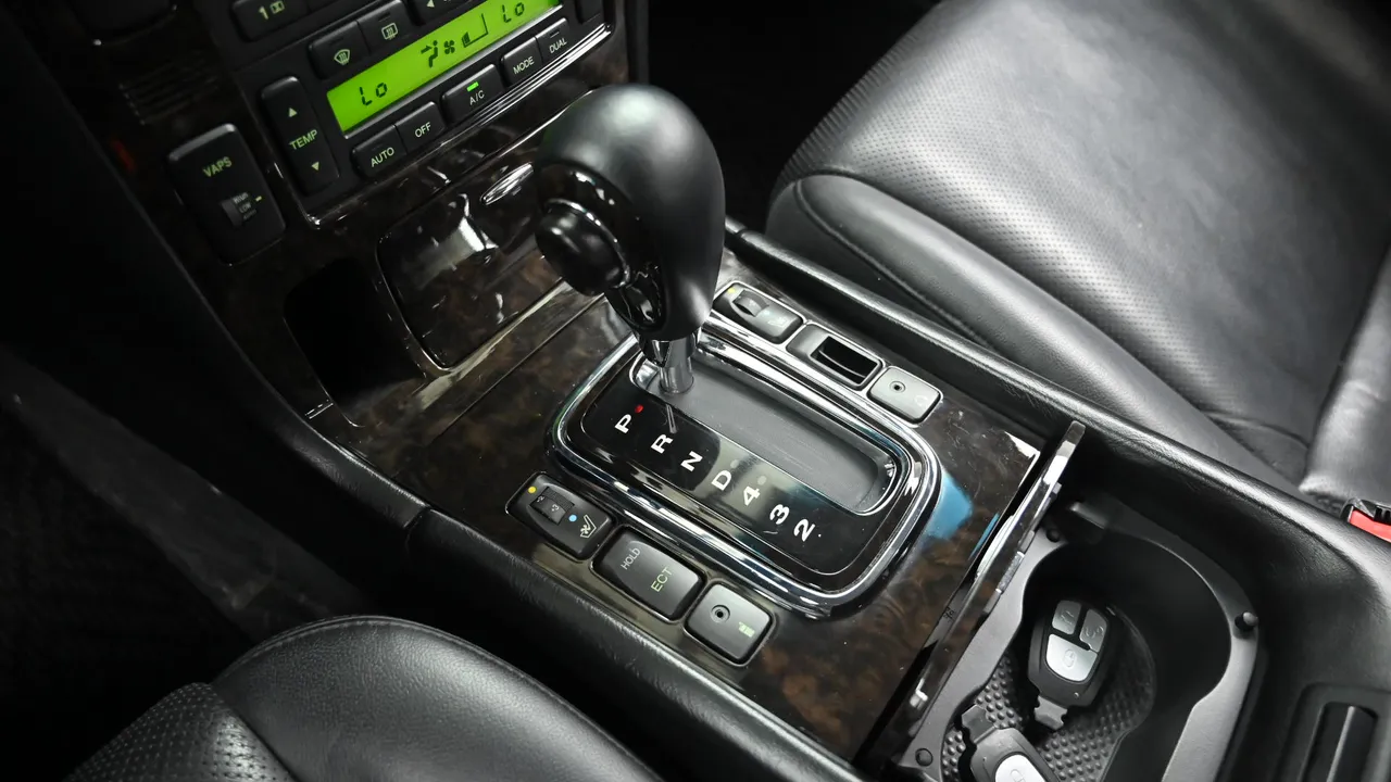 Hyundai Equus — miniaturë 9