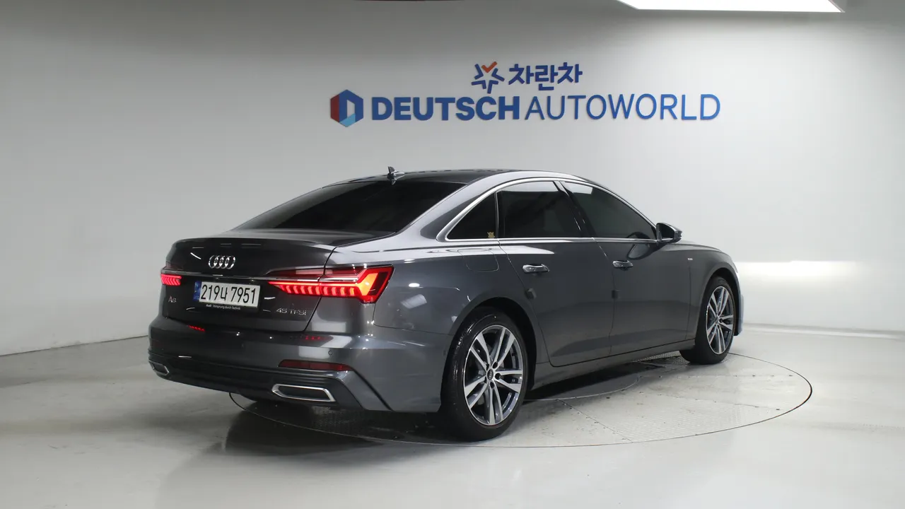 Audi A6 — miniaturë 2