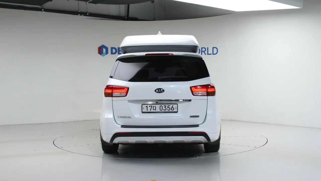 Kia Carnival — miniaturë 22