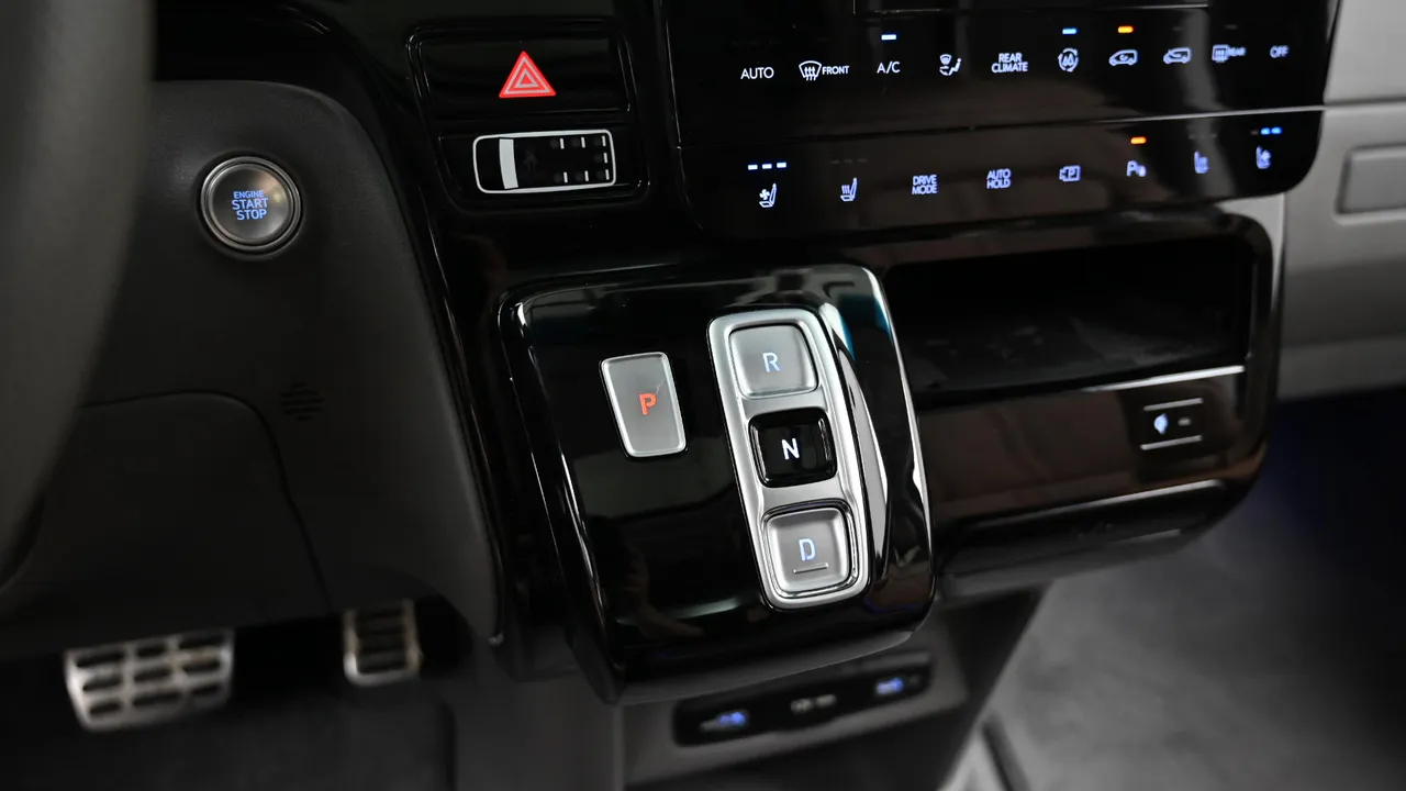 Hyundai Staria — miniaturë 9