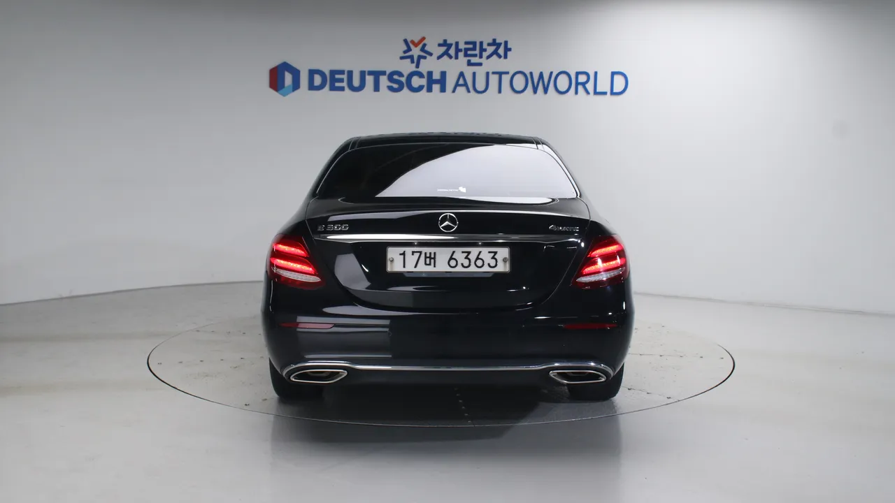 Mercedes-Benz E-klasse — miniaturë 4