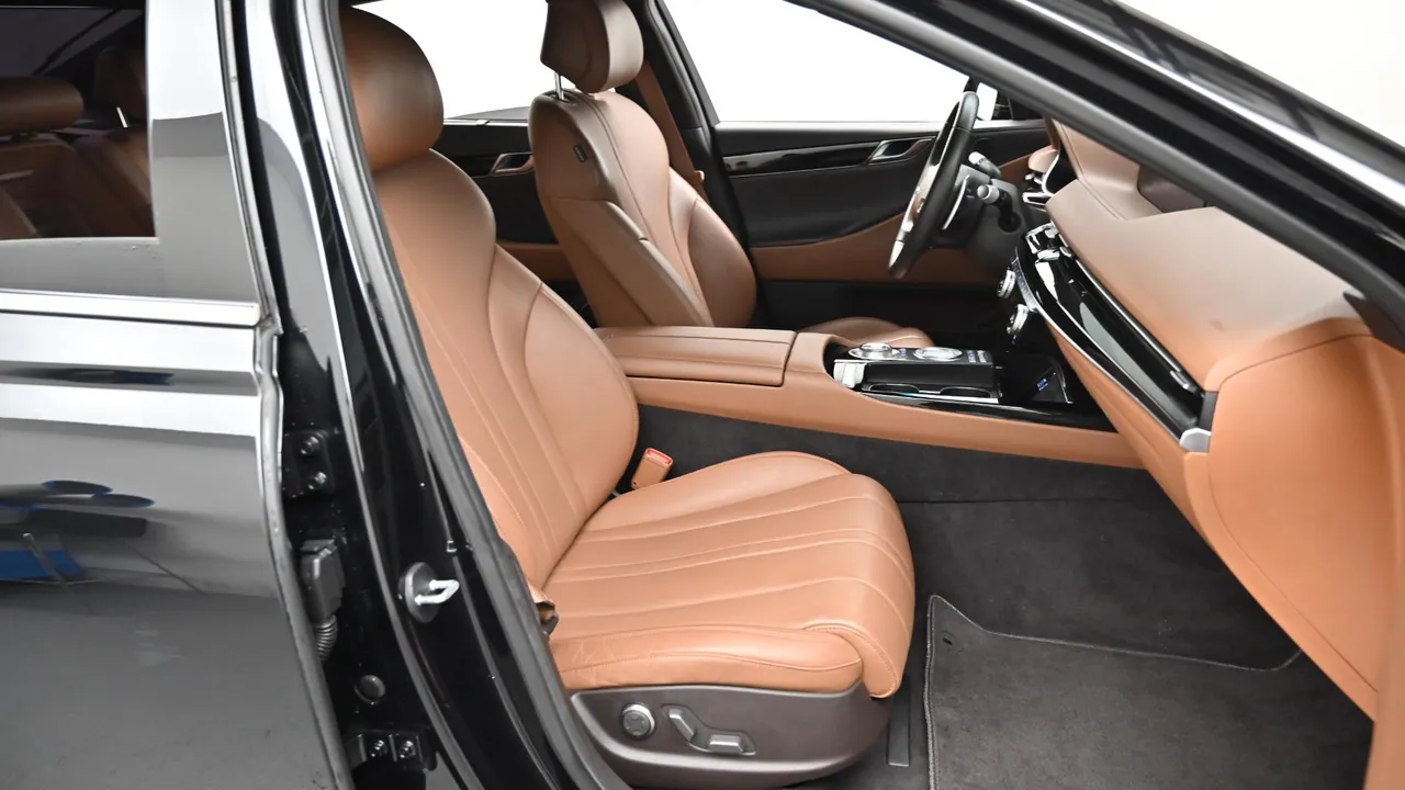 Genesis G80 — miniaturë 10