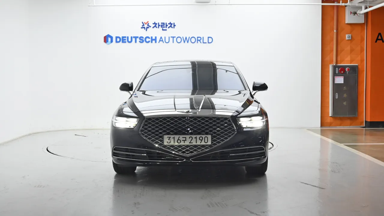 Genesis G90 — miniaturë 3