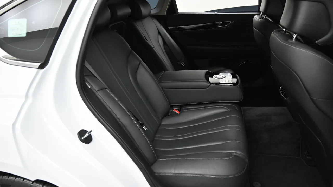 Genesis G80 — miniaturë 12