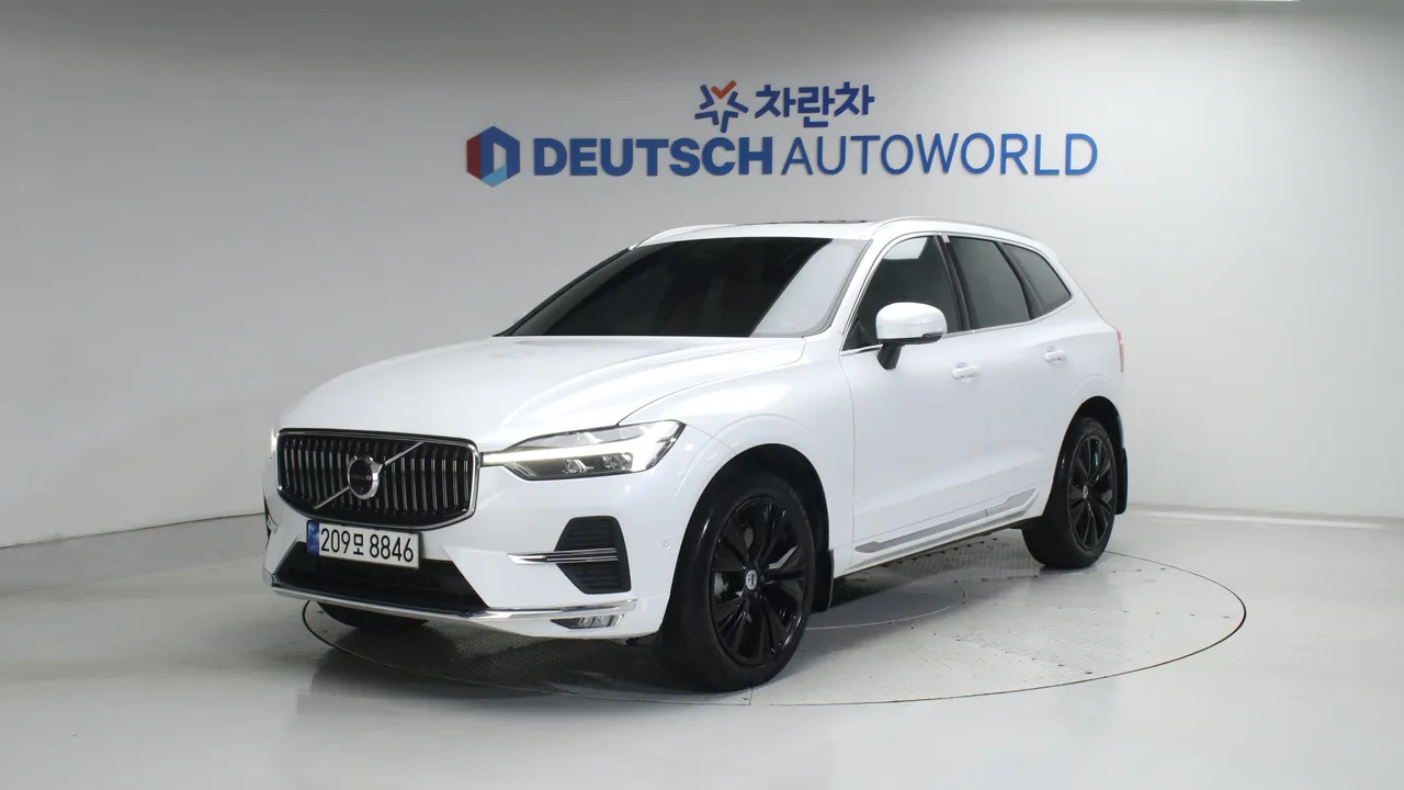 Volvo XC60 2nd Generation B6 Ultimate Bright