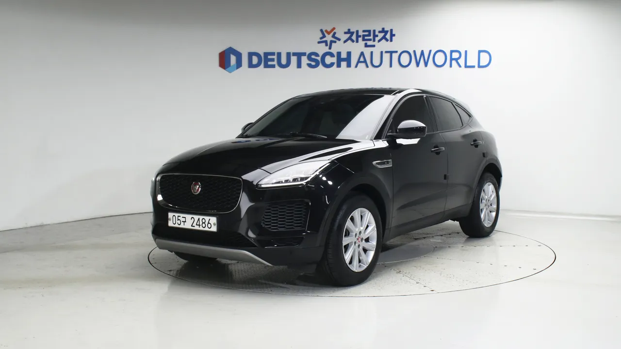 Jaguar E-Pace P250 S — foto 1