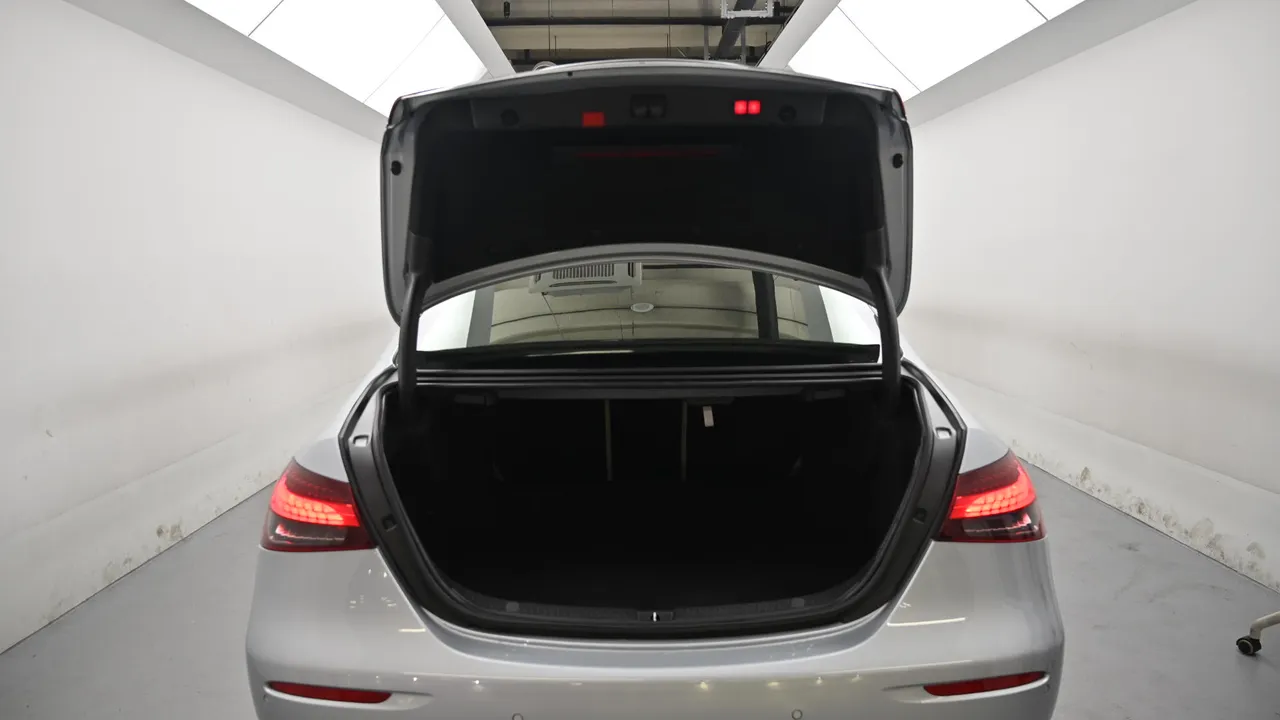 Mercedes-Benz E-klasse — miniaturë 19