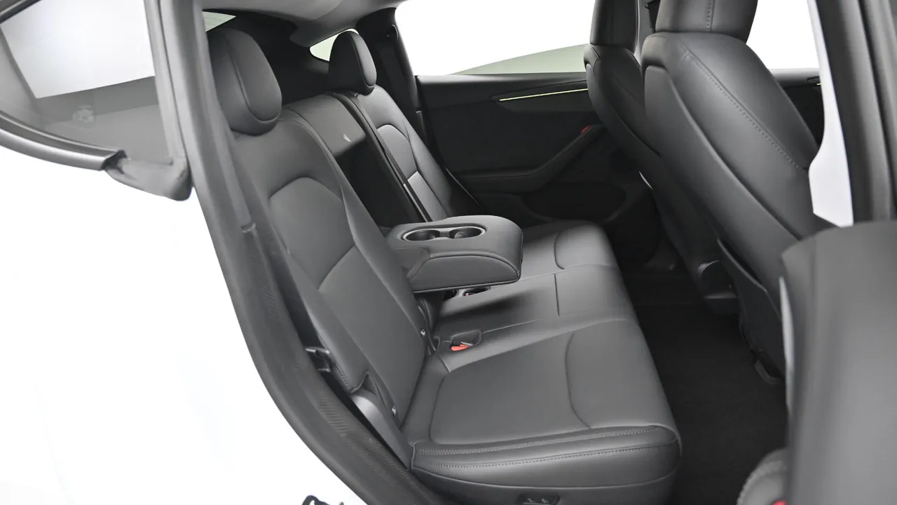 Tesla Model Y — miniaturë 12