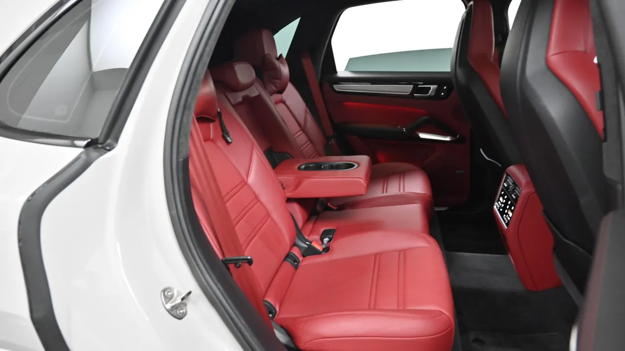 Porsche Cayenne — miniaturë 12