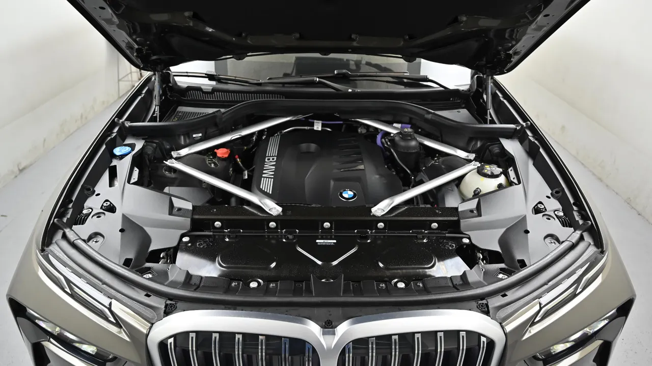 BMW X7 — miniaturë 28