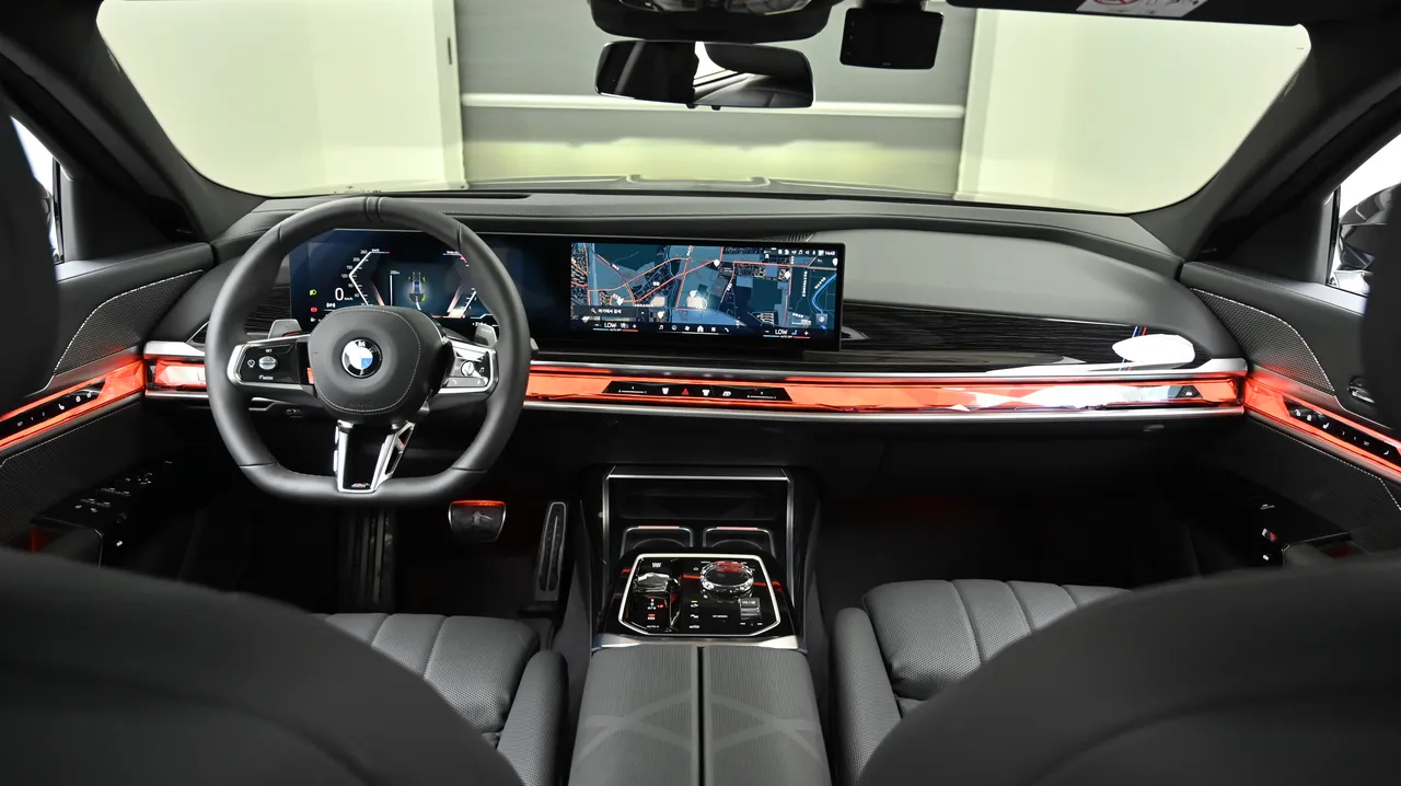 BMW 7er — miniaturë 7