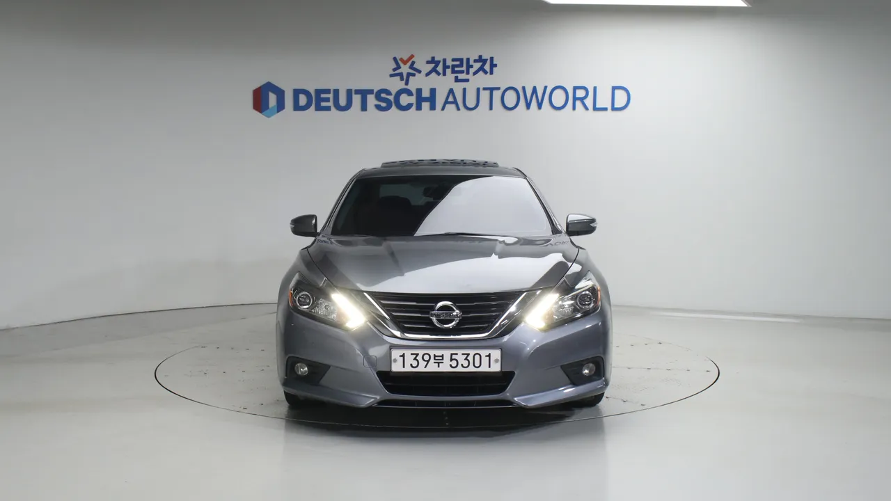 Nissan Altima — miniaturë 3