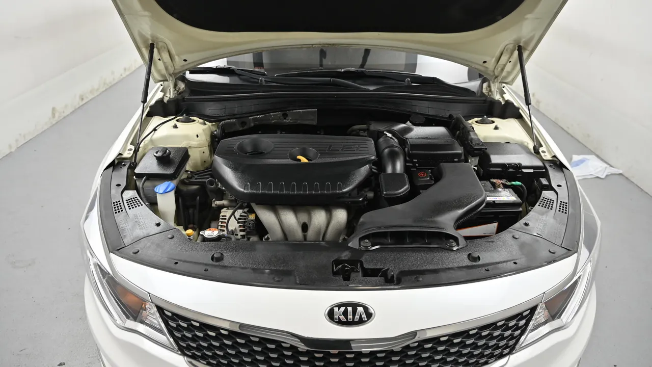 Kia K5 — miniaturë 6