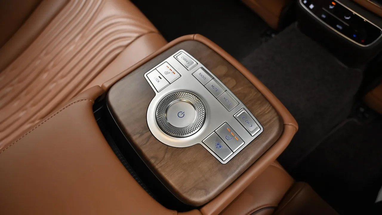 Genesis G80 — miniaturë 16