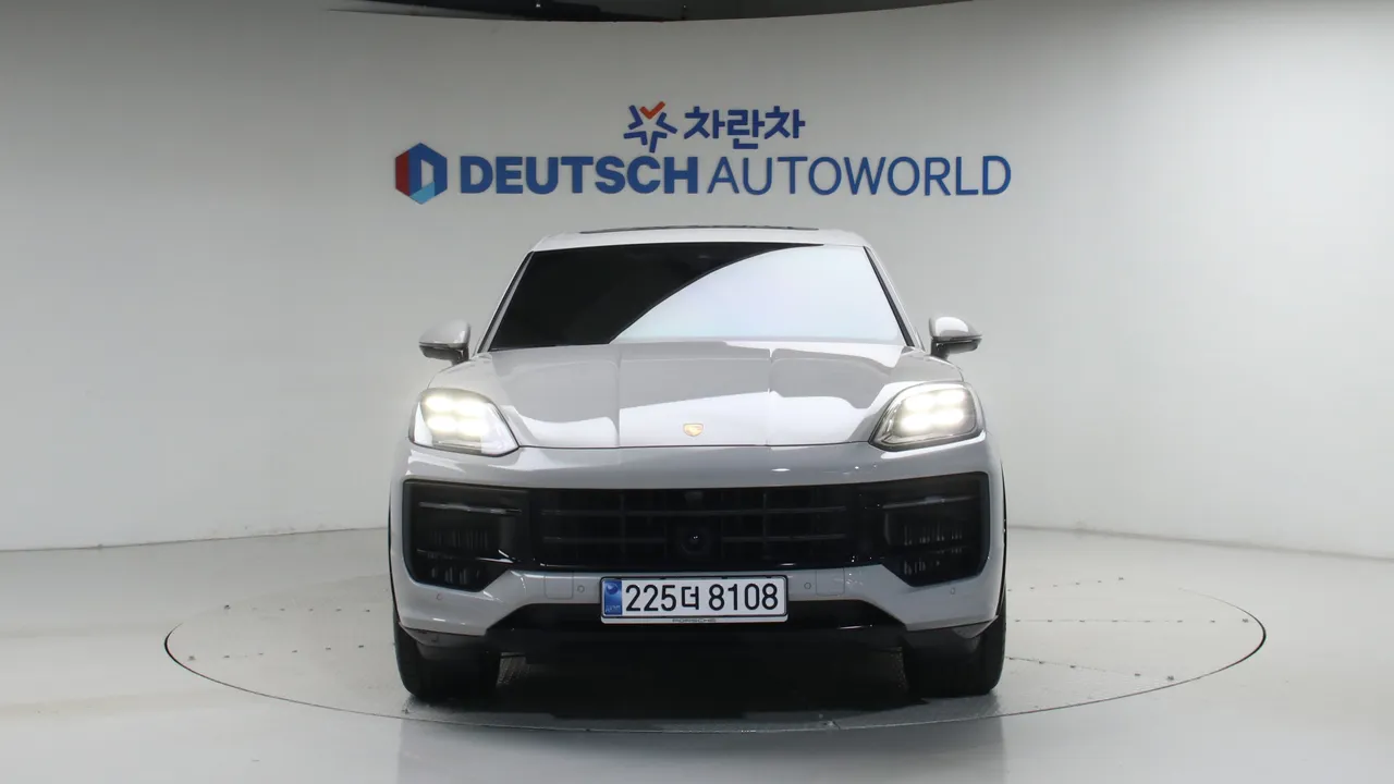 Porsche Cayenne — miniaturë 3
