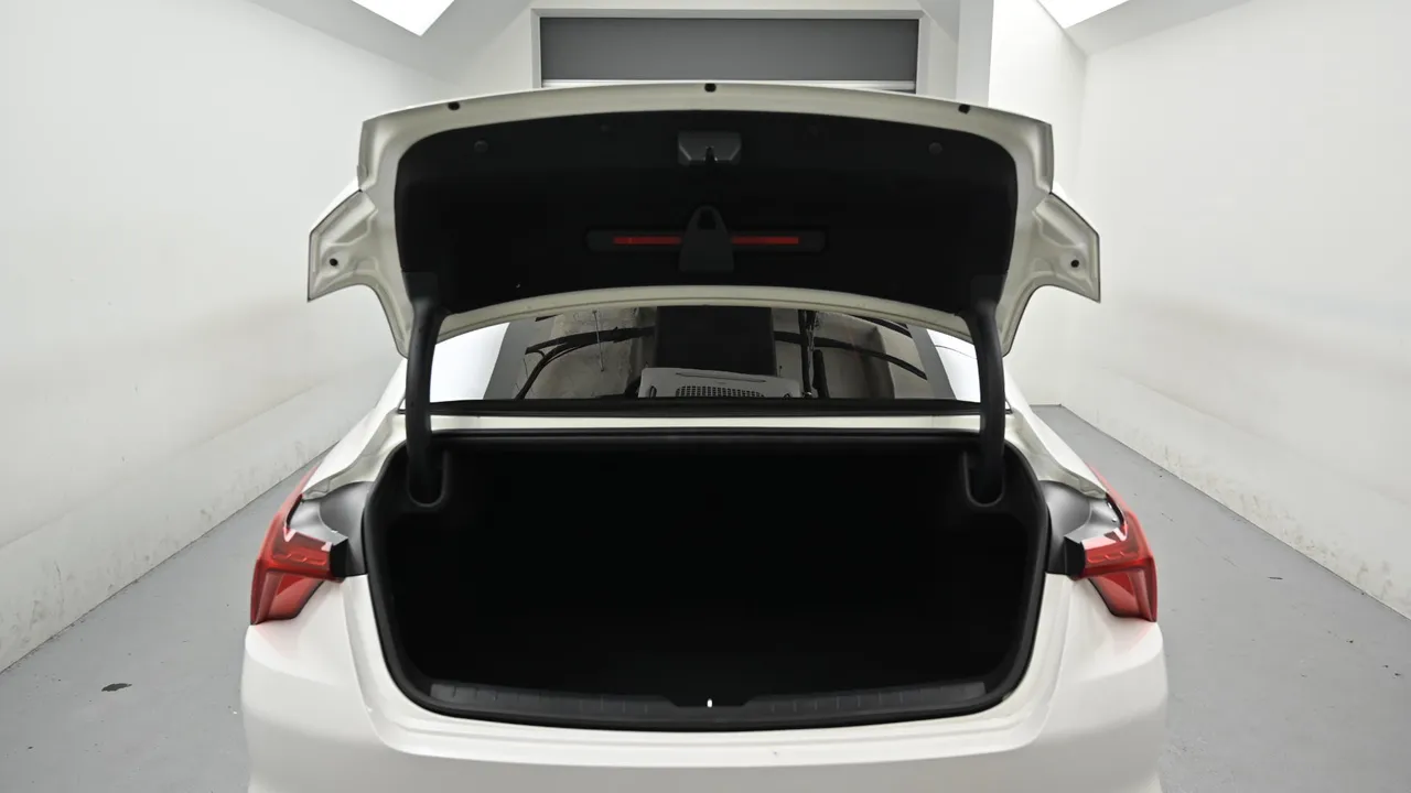 Kia K8 — miniaturë 19
