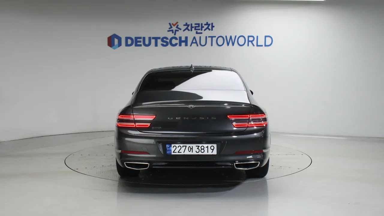 Genesis G80 — miniaturë 4
