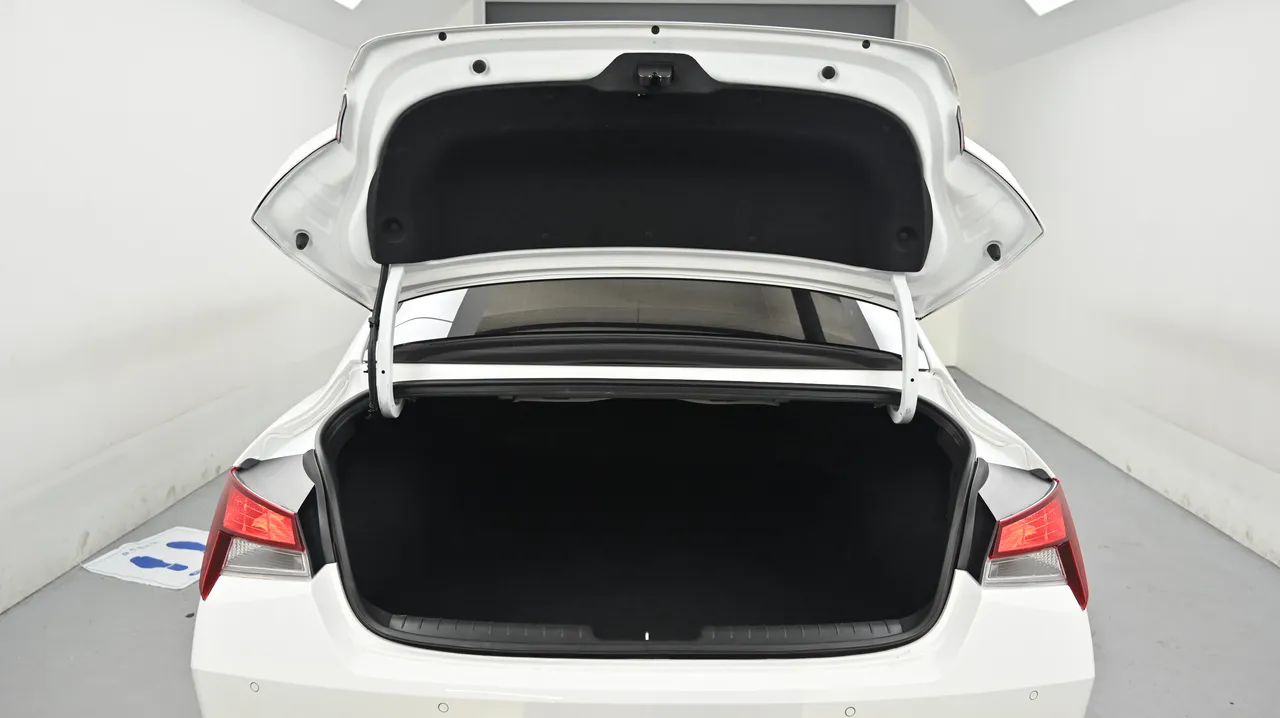 Hyundai Avante — miniaturë 20