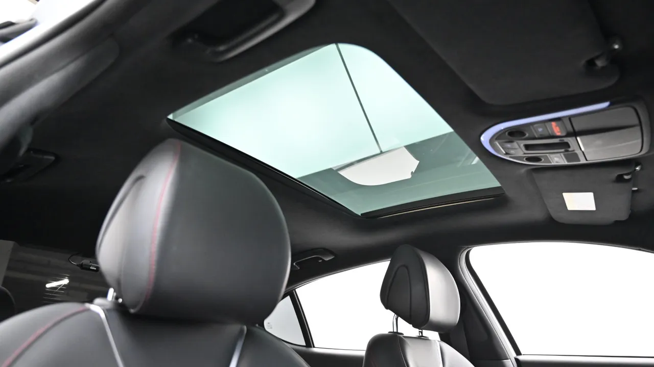 Genesis G70 — miniaturë 18