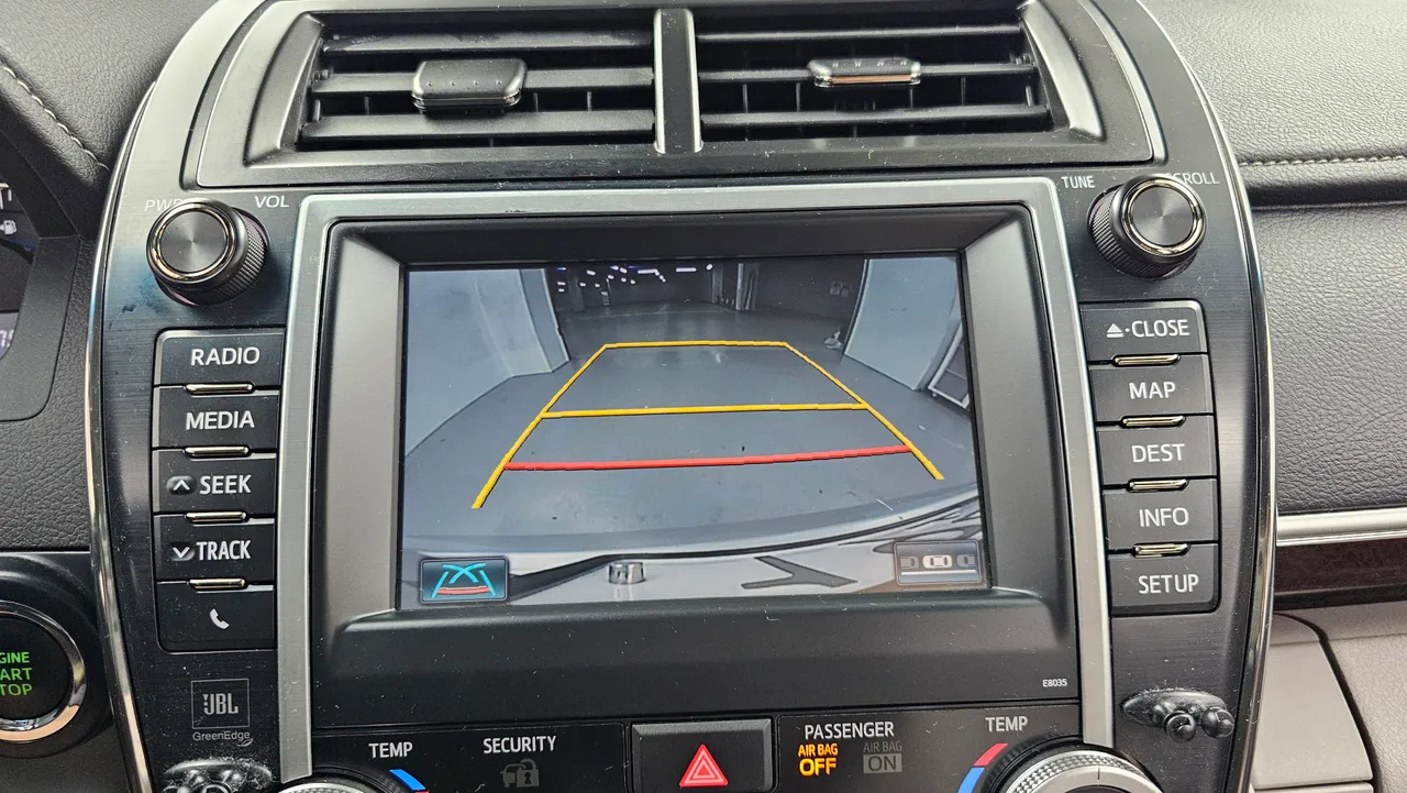 Toyota Camry — miniaturë 15