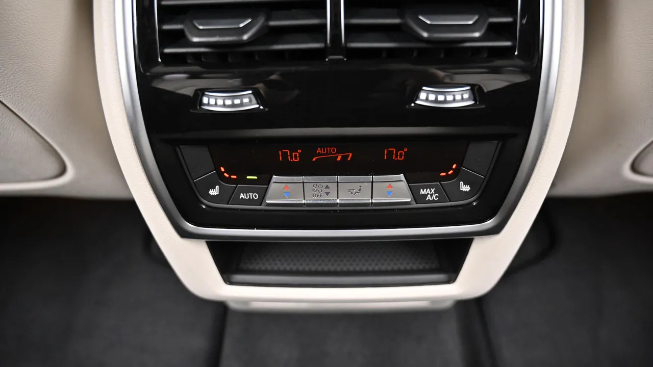 BMW X5 — miniaturë 25