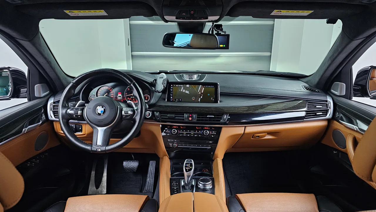 BMW X6 (F16) M50d