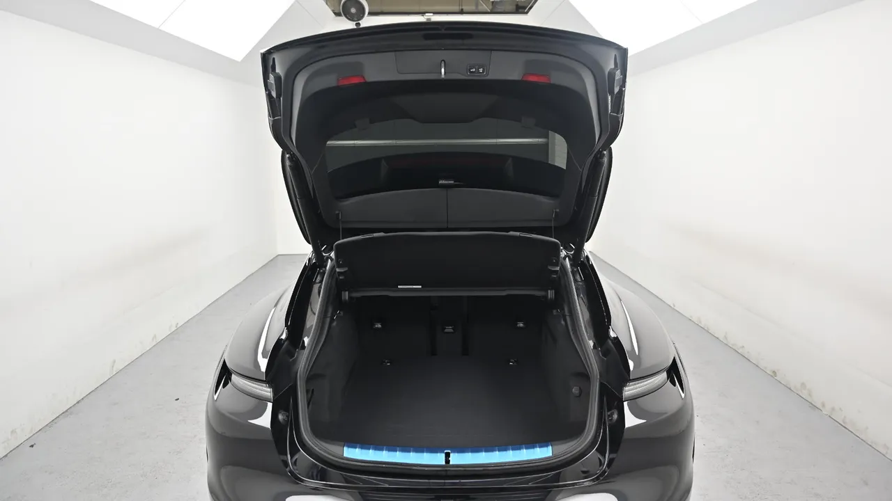 Porsche Taycan — miniaturë 29