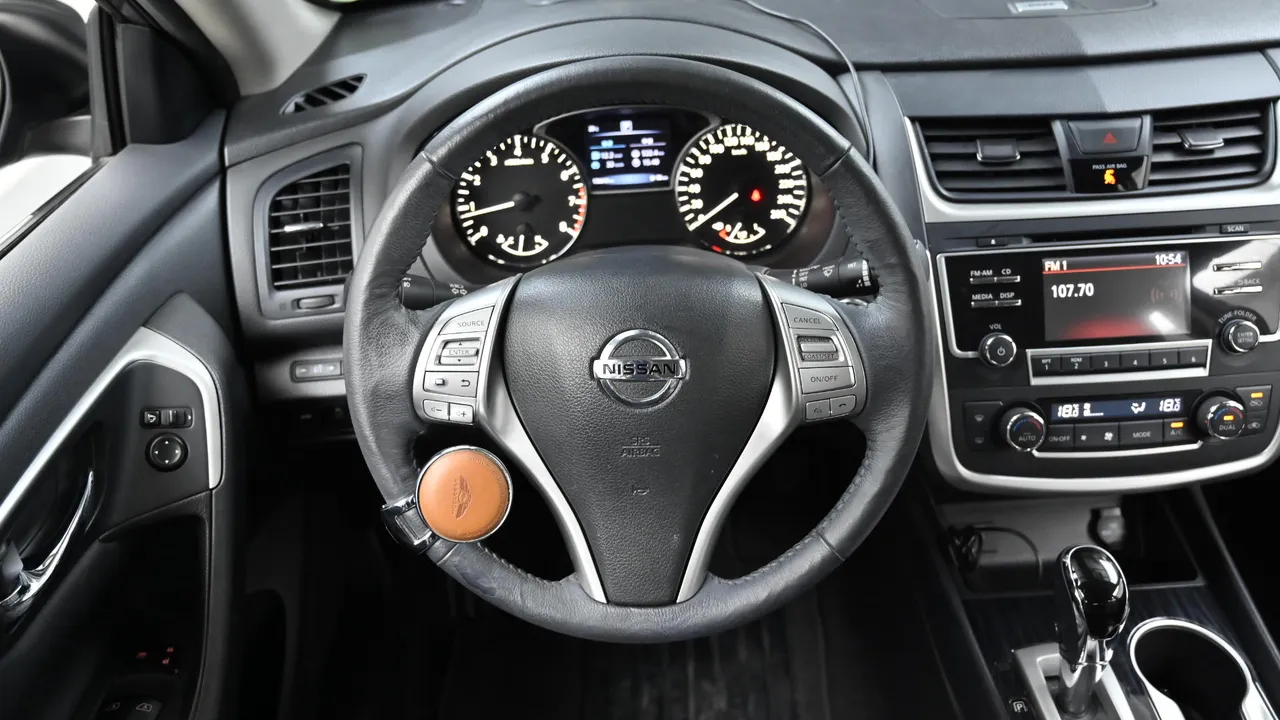 Nissan Altima — miniaturë 13
