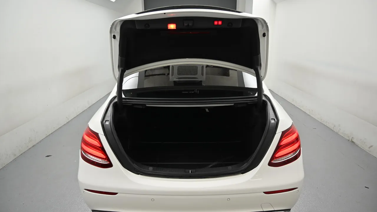 Mercedes-Benz E-klasse — miniaturë 19