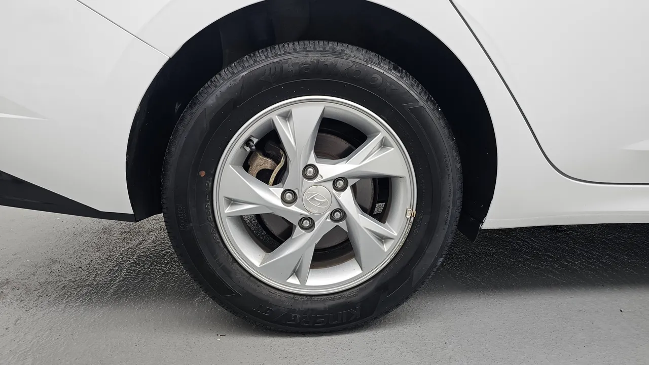 Hyundai Avante — miniaturë 5