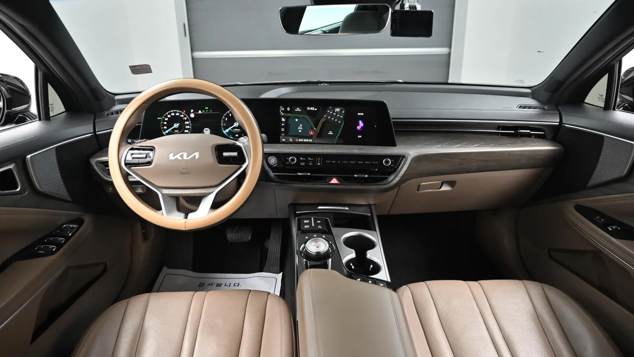Kia K8 — miniaturë 7