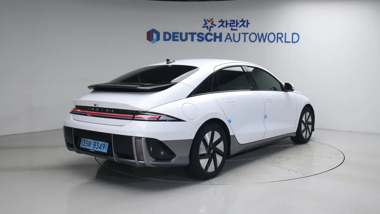 Hyundai IONIQ 6 — miniaturë 2