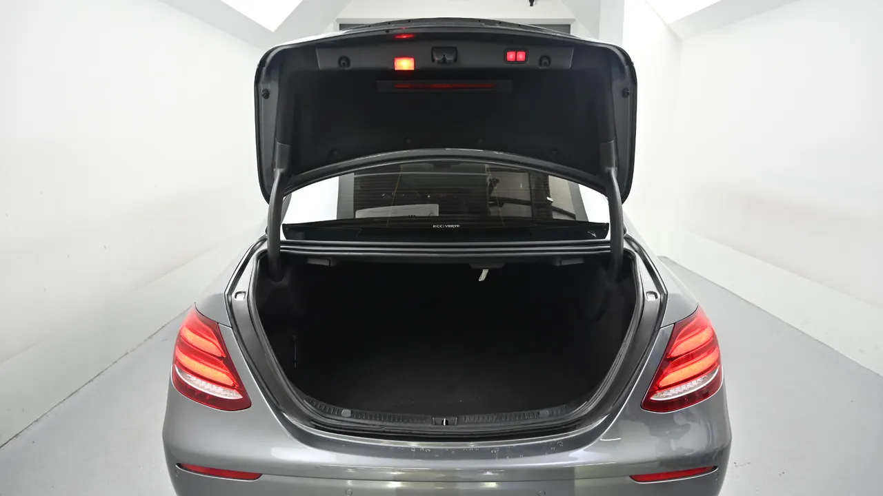 Mercedes-Benz E-klasse — miniaturë 19