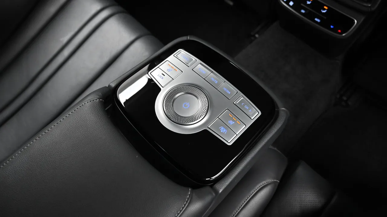 Genesis G80 — miniaturë 16
