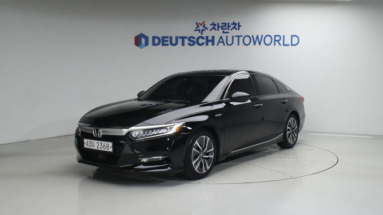 Honda Accord 2.0 하이브리드 투어링 — foto 1