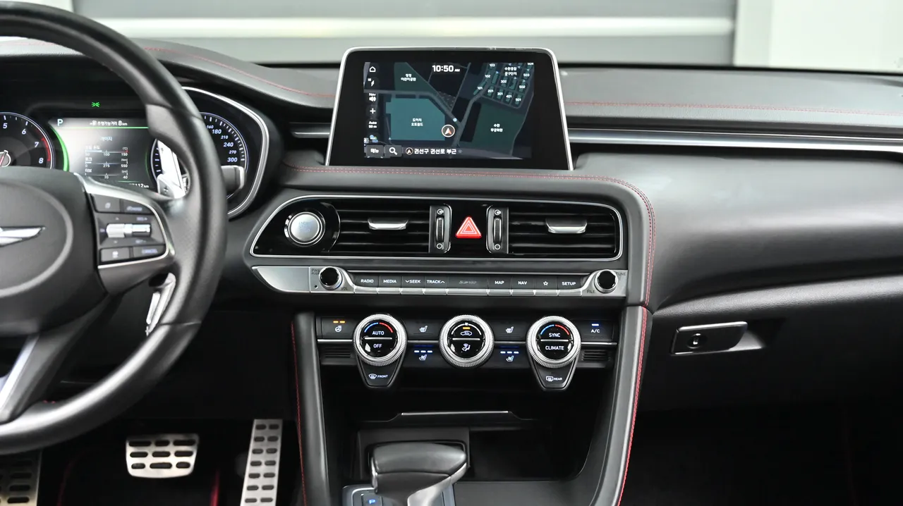 Genesis G70 — miniaturë 14