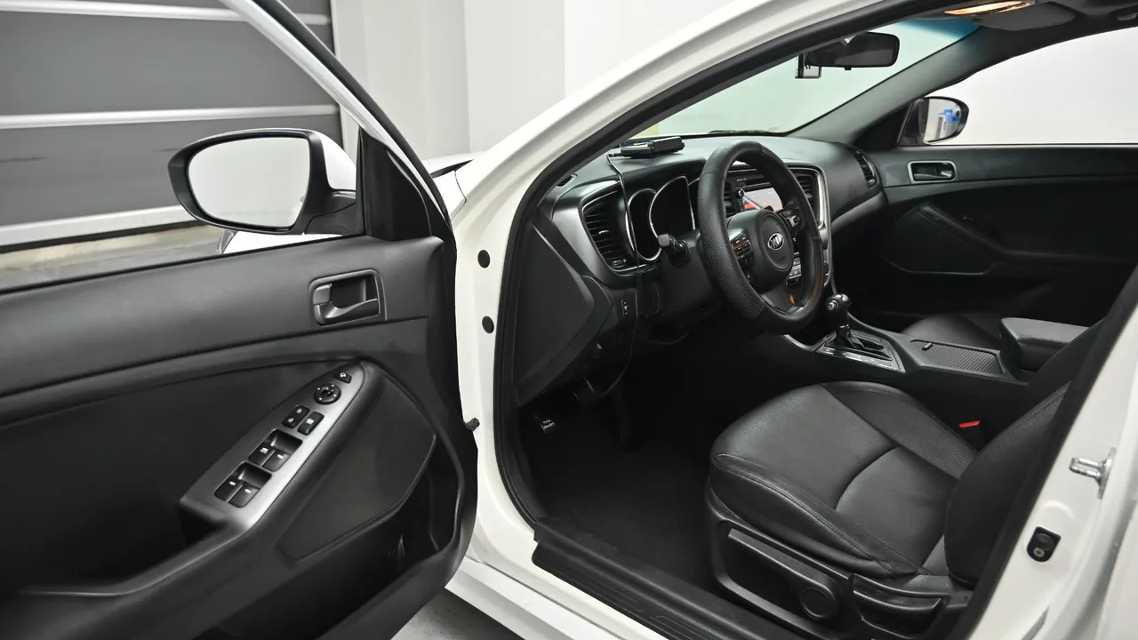 Kia K5 — miniaturë 11