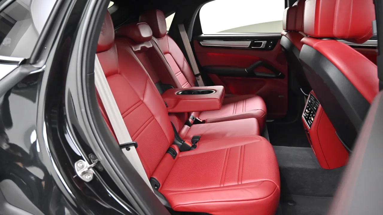 Porsche Cayenne — miniaturë 12