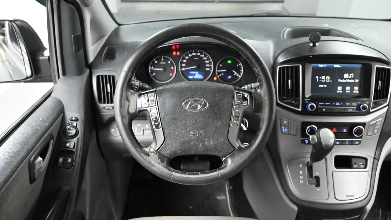Hyundai Starex — miniaturë 13