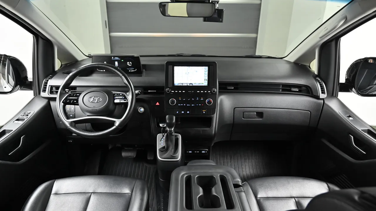 Hyundai Staria — miniaturë 7