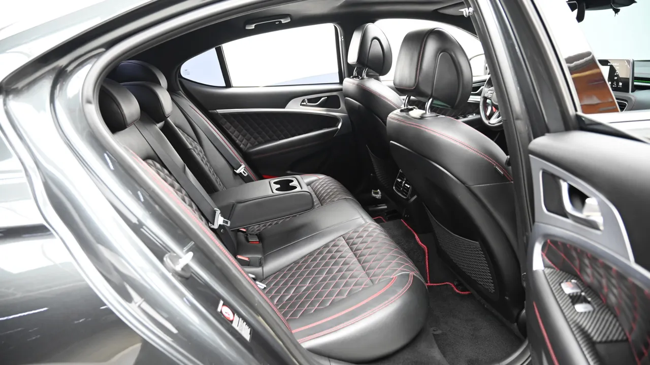 Genesis G70 — miniaturë 12