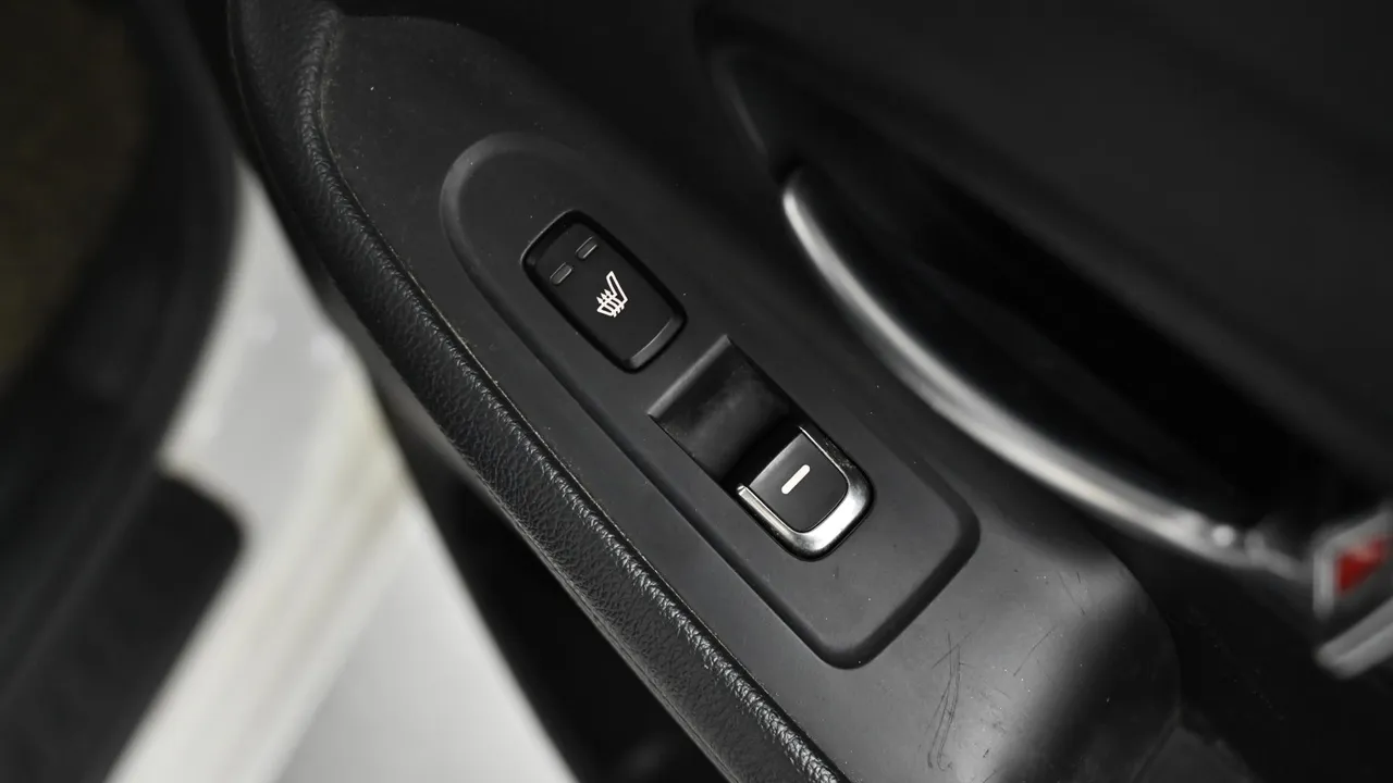 Kia Carens — miniaturë 16