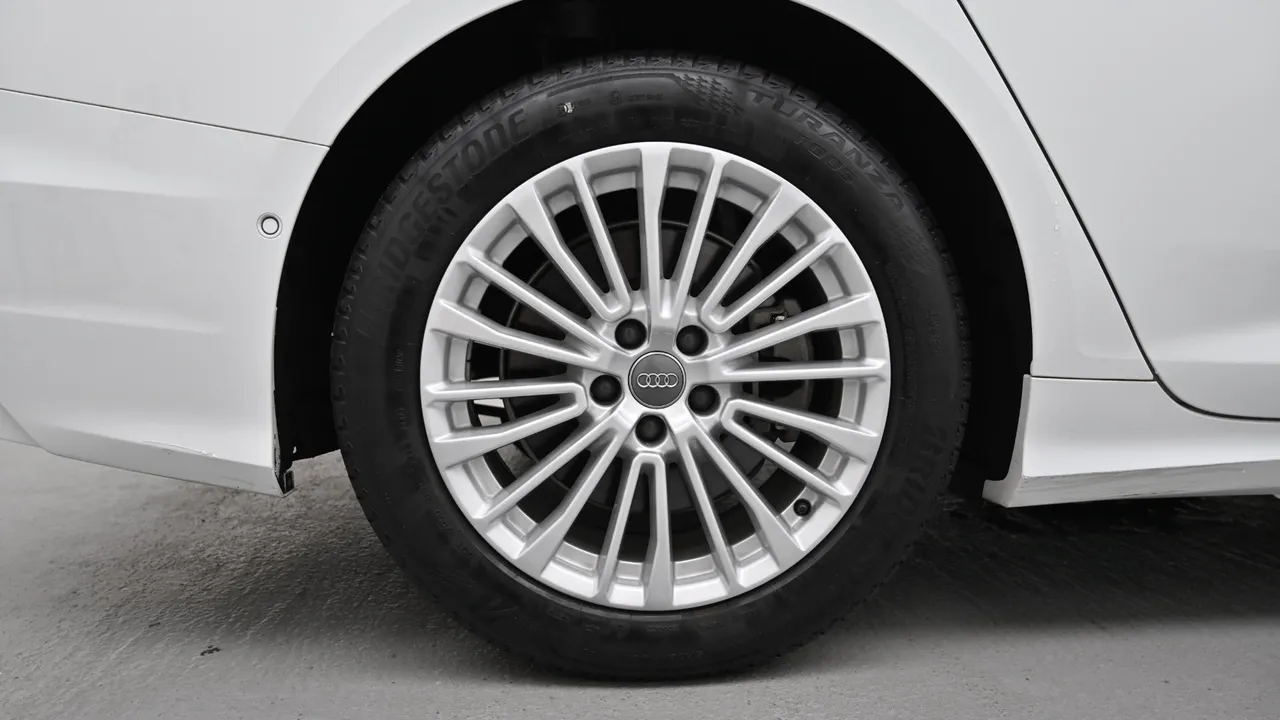 Audi A6 — miniaturë 5