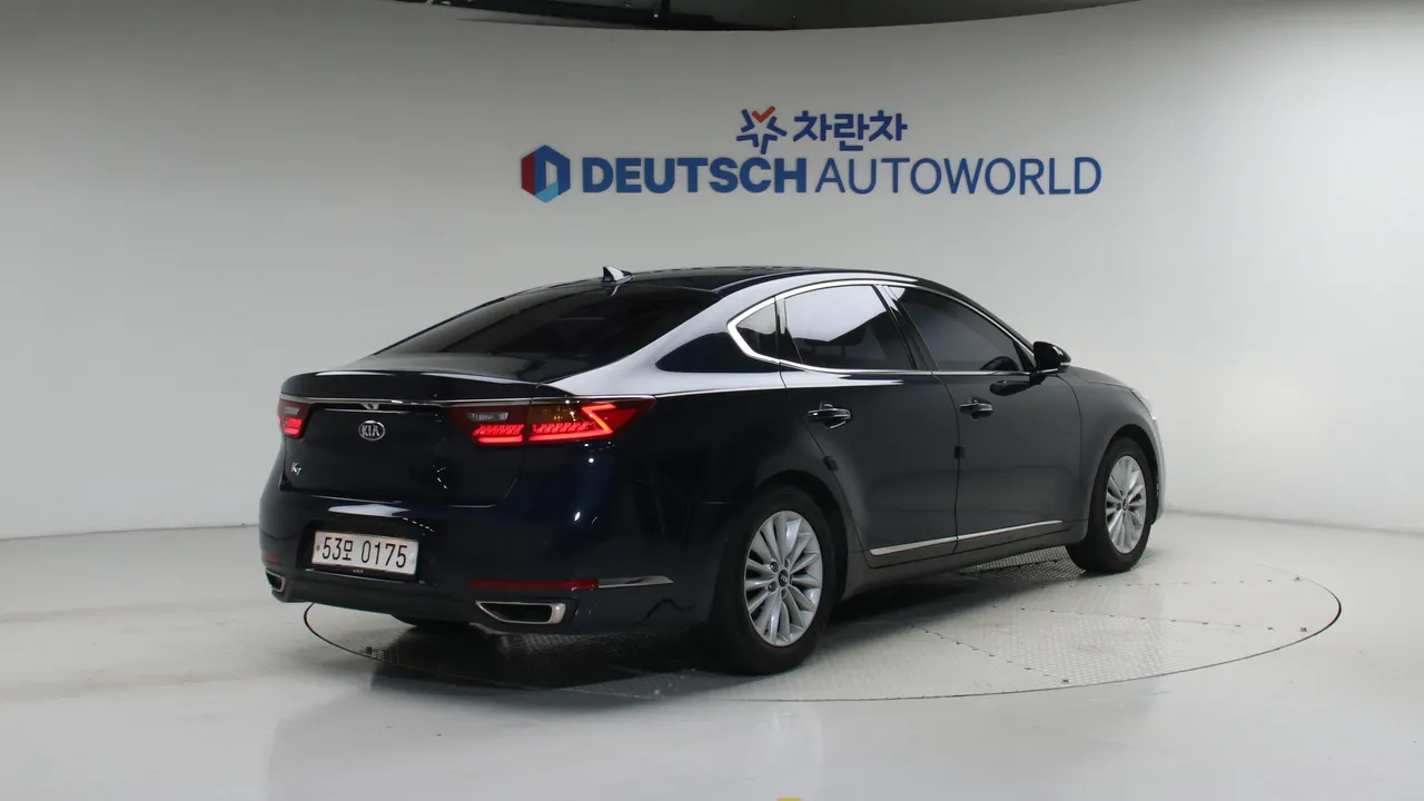 Kia K7 — miniaturë 2
